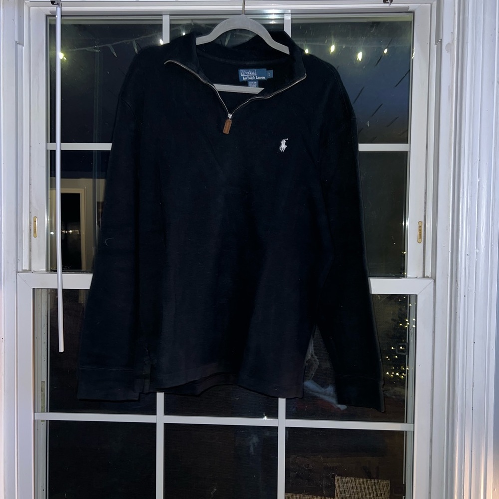 Black polo pull ovef